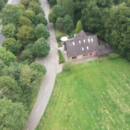 Manusfaktur Waldcafe Und Nocleg ze śniadaniem